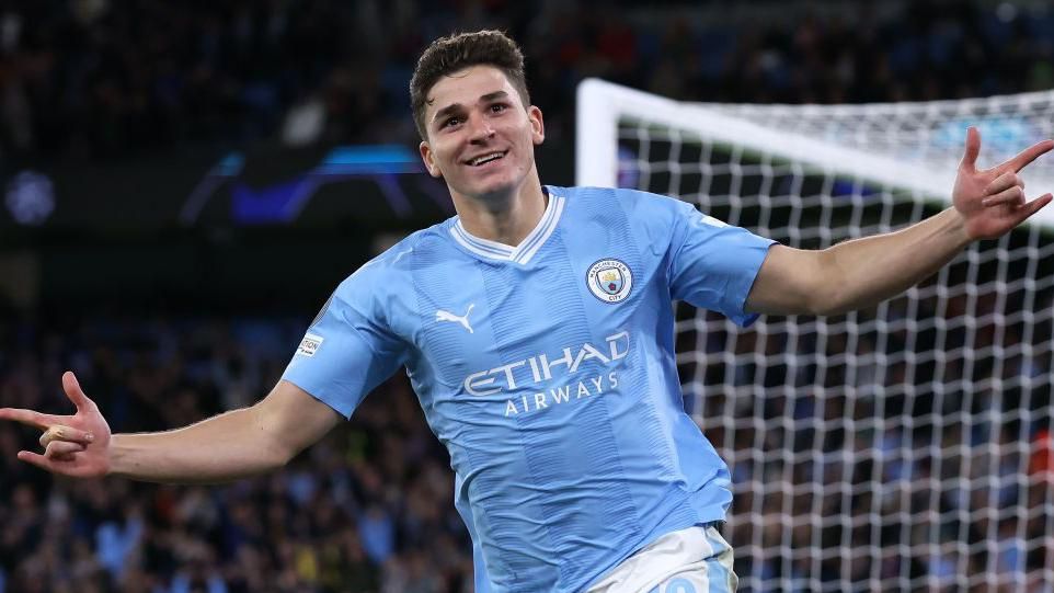 Julian Alvarez celebrates scoring for Manchester City.